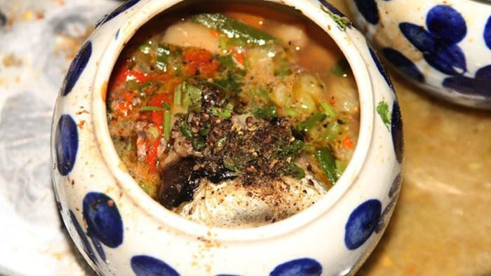 Món đặc sản độc nhất vô nhị ở Phú Yên khiến nhiều thực khách không đủ can đảm nếm thử nhưng ăn rồi thì gây nghiện - Ảnh 3.