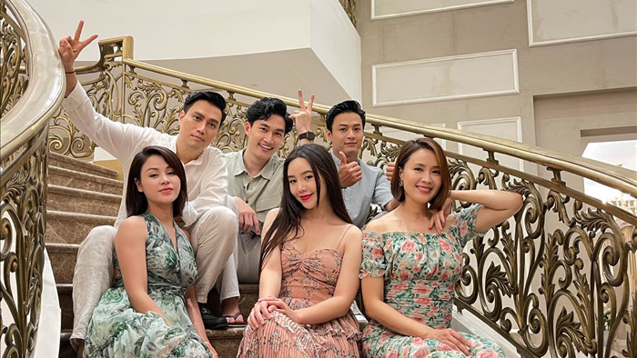 Hồng Diễm, Việt Anh chia tay phim 'Hướng dương ngược nắng'