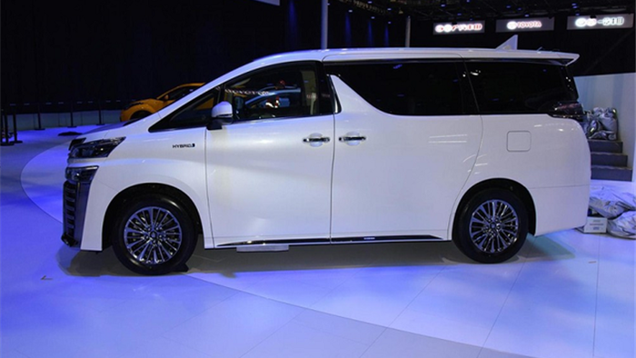 Không chỉ có SUV, dòng xe chủ tịch Toyota Crown còn có thêm bản minivan - 5