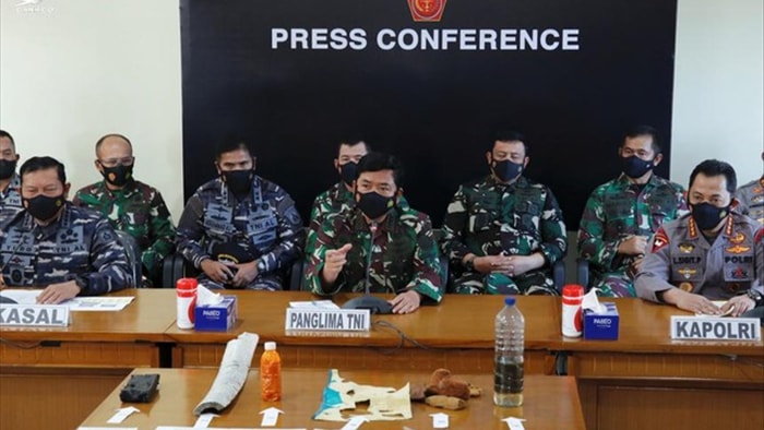 Indonesia phát hiện manh mối mới về nguyên nhân khiến tàu ngầm bị đắm - 2 Indonesia phát hiện manh mối mới về nguyên nhân khiến tàu ngầm bị đắm - 2