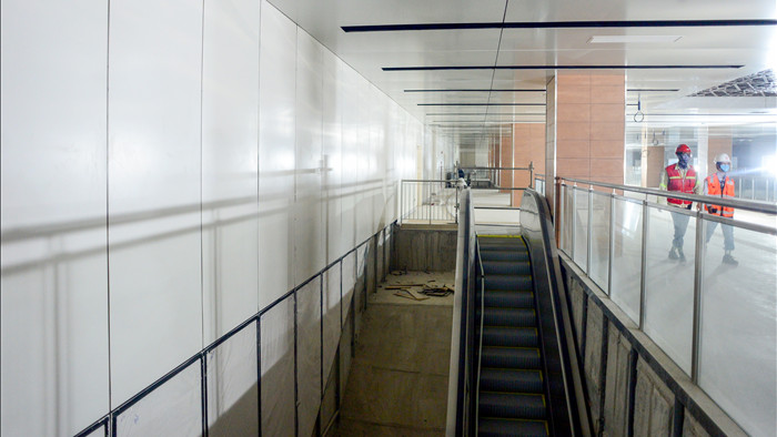 Ngắm tuyến metro đầu tiên của TPHCM sau gần 10 năm chờ đợi - 7