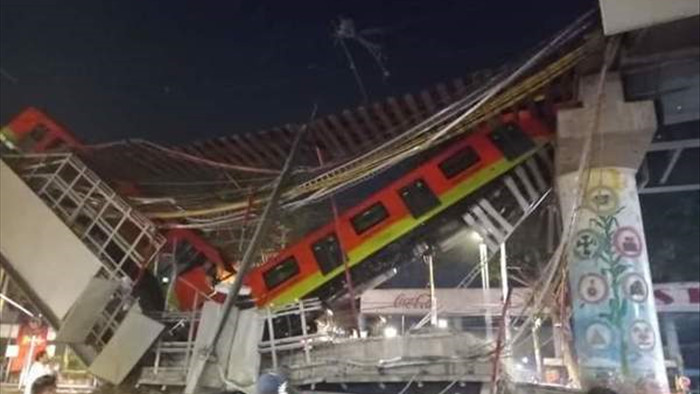 Sập đường sắt trên cao tại Mexico, ít nhất 13 người chết