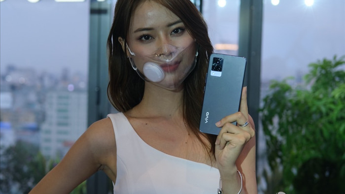 Vivo ra mắt V21 5G, tập trung vào camera selfie