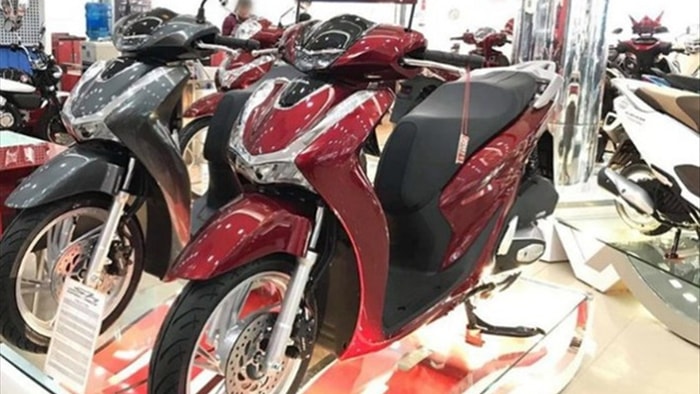 Vì sao Honda SH 2019 tăng hơn 70 triệu, đắt gần gấp đôi bản mới? - 2 Vì sao Honda SH 2019 tăng hơn 70 triệu, đắt gần gấp đôi bản mới? - 2