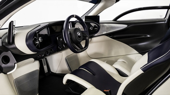 Siêu xe McLaren Speedtail mới đi 1km được rao bán gần 3,5 triệu USD  - 6