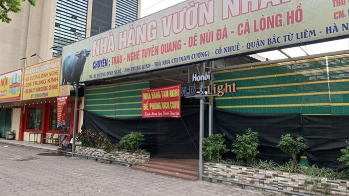 Cận cảnh loạt quán bia lớn ở Hà Nội 'vườn không nhà trống' giữa mùa hốt bạc - 9