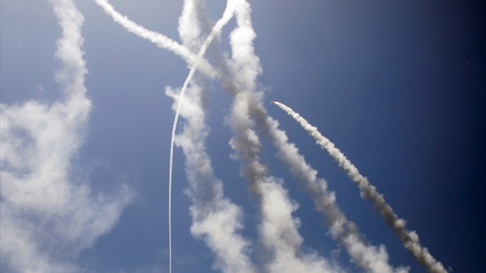 Mưa rocket từ Hamas làm lộ sơ hở của lá chắn Vòm sắt Israel - 1