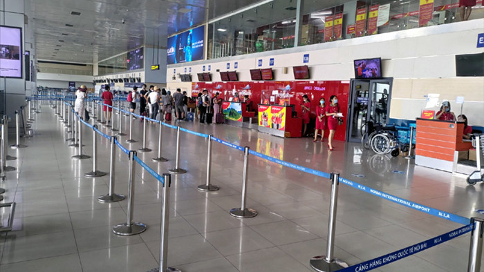 Quá vắng khách, dừng khai thác sảnh E sân bay Nội Bài
