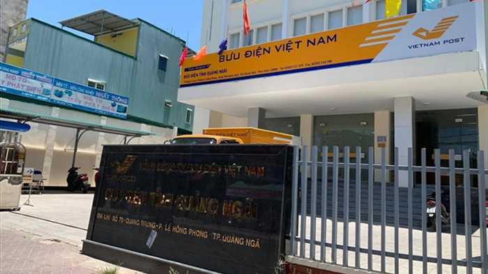 F1 tham gia cuộc họp, hơn 40 cán bộ, nhân viên Bưu điện Quảng Ngãi phải cách ly - 1