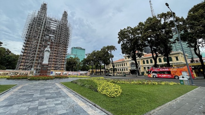 Loạt điểm thăm quan nổi tiếng TPHCM cửa đóng, then cài vì Covid-19 - 8 Loạt điểm thăm quan nổi tiếng TPHCM cửa đóng, then cài vì Covid-19 - 8