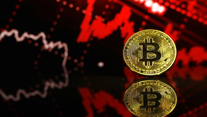 Giá Bitcoin hôm nay 24/5: Bitcoin lại lao dốc, thị trường hoảng loạn - 1