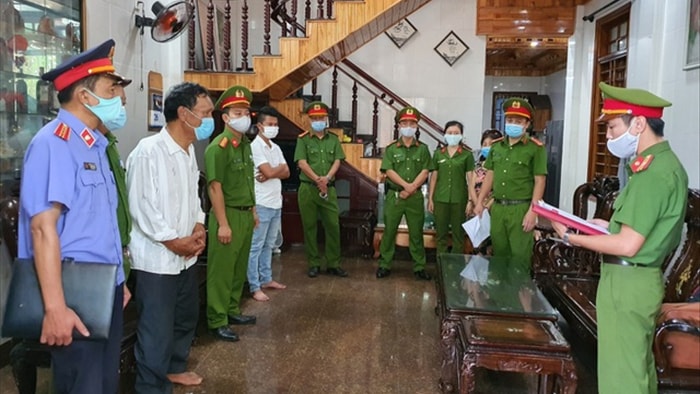 Kê khống 353 ngôi mộ giả để chiếm đoạt tiền Nhà nước - 2 Kê khống 353 ngôi mộ giả để chiếm đoạt tiền Nhà nước - 2