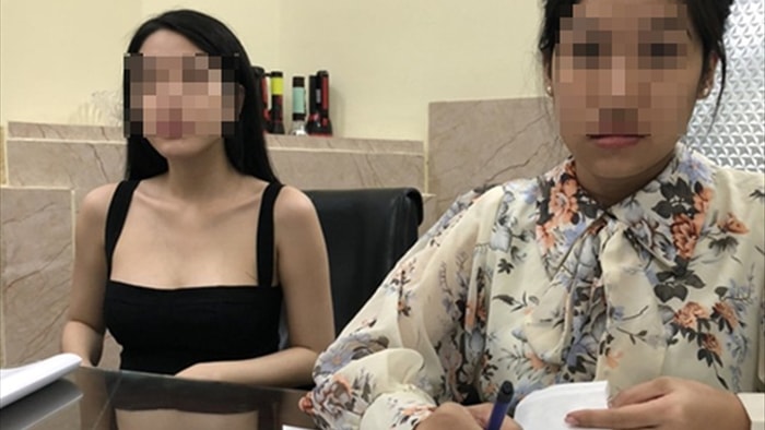 Gái ngành bay show giữa mùa dịch - 2 Gái ngành bay show giữa mùa dịch - 2