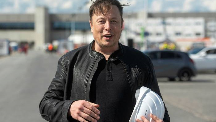 Kinh doanh kiểu Elon Musk: Dự định mua đứt một nhà máy chip vì thiếu chip để sản xuất ô tô - Ảnh 1.