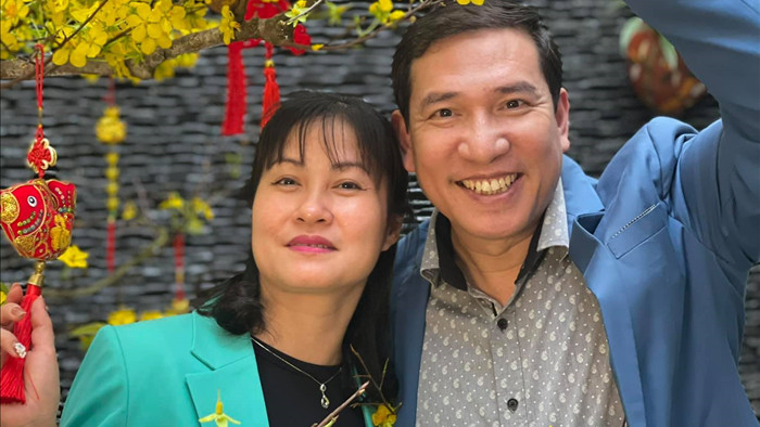 Vợ kém 11 tuổi có gương mặt phúc hậu của nghệ sĩ Quang Thắng
