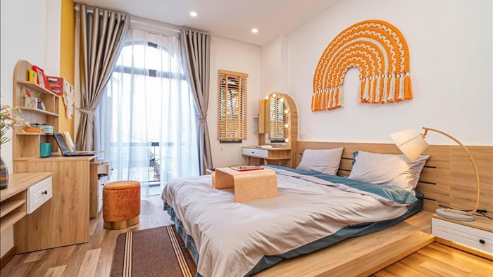 Nhà phố đầy đủ công năng với thiết kế như resort cực chill của vợ chồng trẻ ở Đà Nẵng - Ảnh 16. Nhà phố đầy đủ công năng với thiết kế như resort cực chill của vợ chồng trẻ ở Đà Nẵng - Ảnh 16.