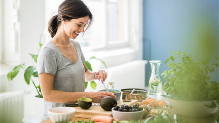 Lấy một cô vợ không biết nấu ăn có hạnh phúc được không? - 1 Lấy một cô vợ không biết nấu ăn có hạnh phúc được không? - 1