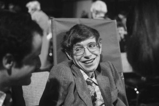 Cuộc đời và sự nghiệp của ông hoàng vật lý Stephen Hawking-12
