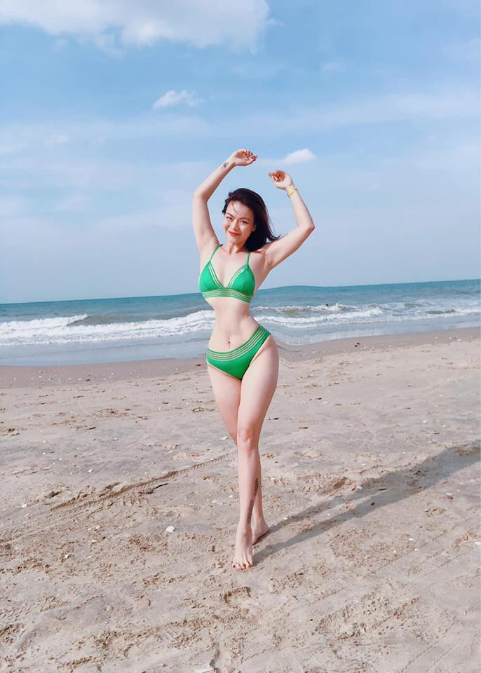 Elly Trần, Hà Hồ nhập team photoshop eo nhỏ đến mức cong vẹo cột sống-2