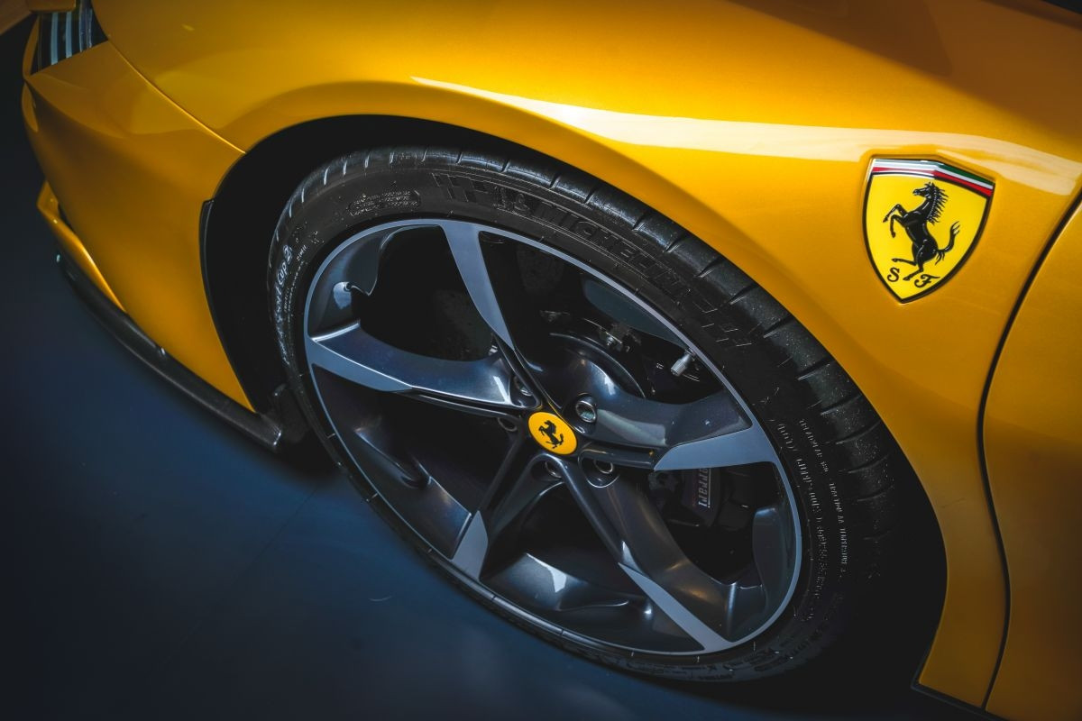 Ferrari SF90 Spider ra mắt giới nhà giàu Malaysia với giá từ 11,6 tỷ đồng-8