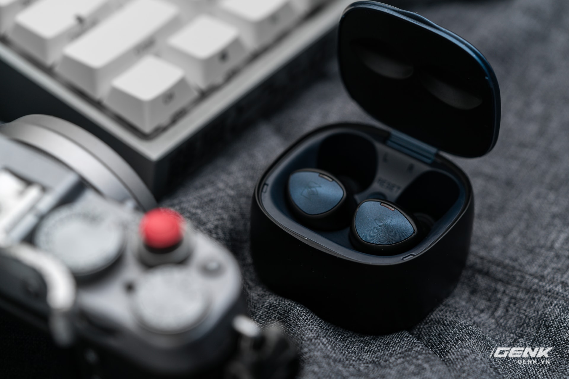 Đánh giá Noble Falcon Pro: Tai nghe True Wireless đắt gấp đôi AirPods Pro mà không có chống ồn chủ động? - Ảnh 15. Đánh giá Noble Falcon Pro: Tai nghe True Wireless đắt gấp đôi AirPods Pro mà không có chống ồn chủ động?-15
