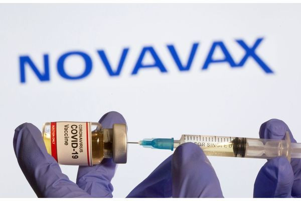 Mỹ sắp có vắc xin Covid-19 thứ tư, Anh hoãn kế hoạch dỡ lệnh phong tỏa-1