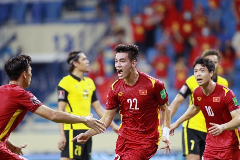 Chuyên gia báo Anh: UAE dù chơi sân nhà, Việt Nam vẫn thắng!-1
