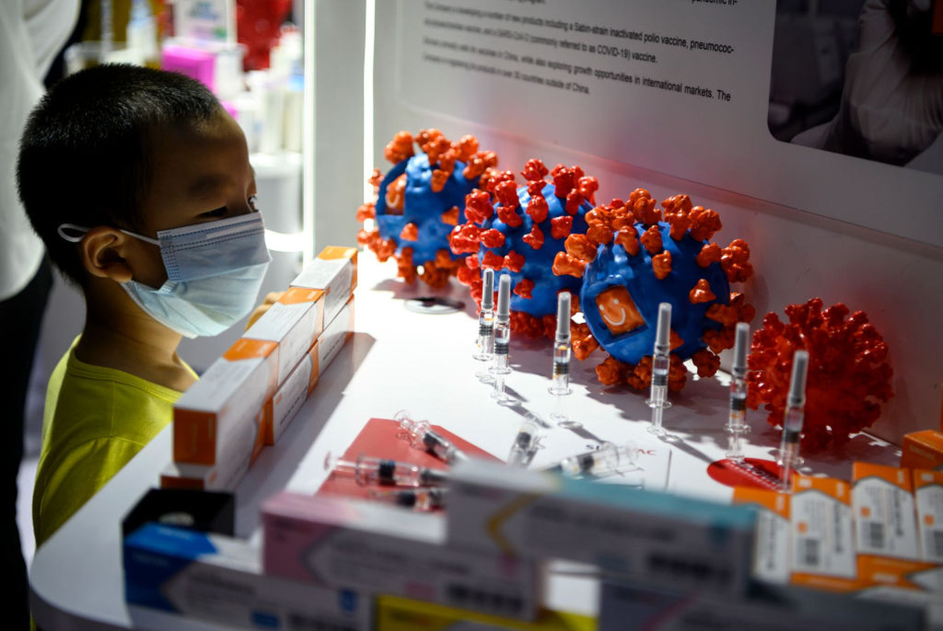 Trung Quốc đã làm gì để có 21 loại vắc xin Covid-19, phá kỷ lục thế giới về phát triển và sản xuất?-1