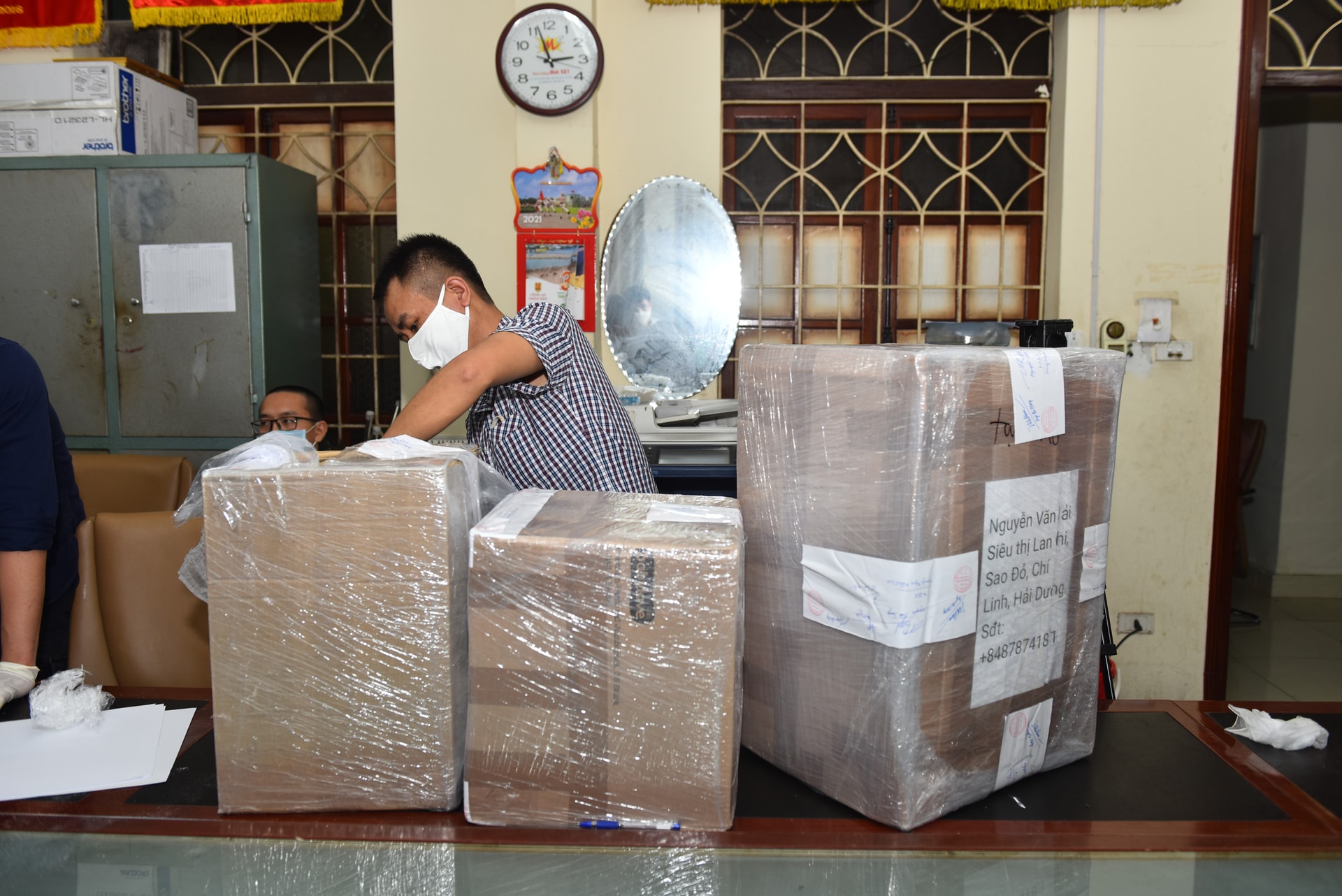 Triệt phá đường dây ma túy lớn nhất từ Châu Âu về Việt Nam qua đường hàng không - Ảnh 6. Triệt phá đường dây ma túy lớn nhất từ Châu Âu về Việt Nam qua đường hàng không-2