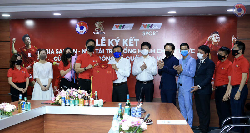 Thêm đối tác đồng hành cùng đội tuyển bóng đá Việt Nam - 1