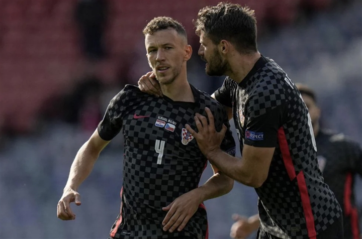 Kết quả EURO 2020: Luka Modric mờ nhạt, tuyển Croatia lâm nguy-2
