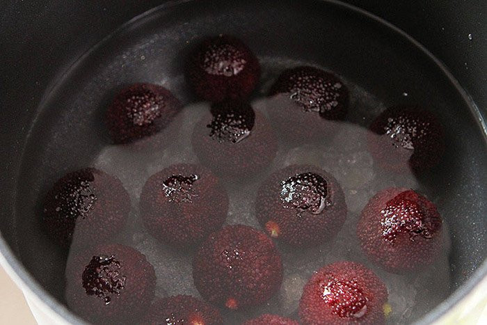 Cách làm nước thanh mai chua chua ngọt ngọt, tươi mát, giải nhiệt nắng nóng-4