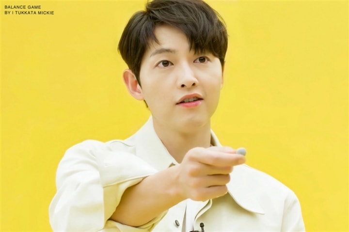 Song Joong Ki gây bão mạng khi tiết lộ bí mật cá nhân-1