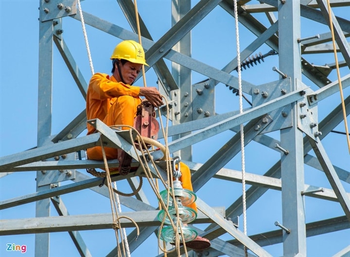 Tiền điện khắp nơi lại tăng vọt-1