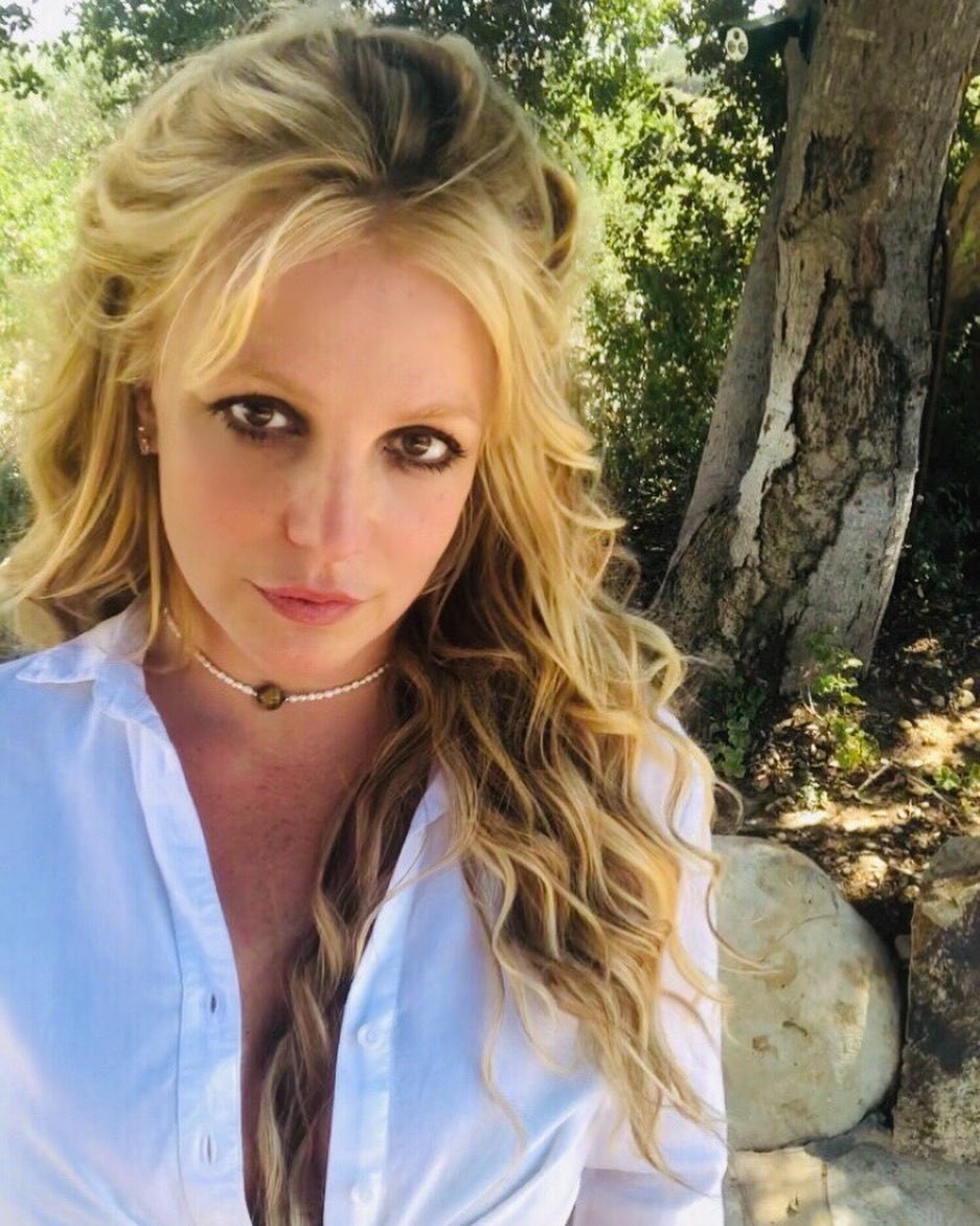 Britney Spears xuống sắc rõ rệt ở tuổi 40-2