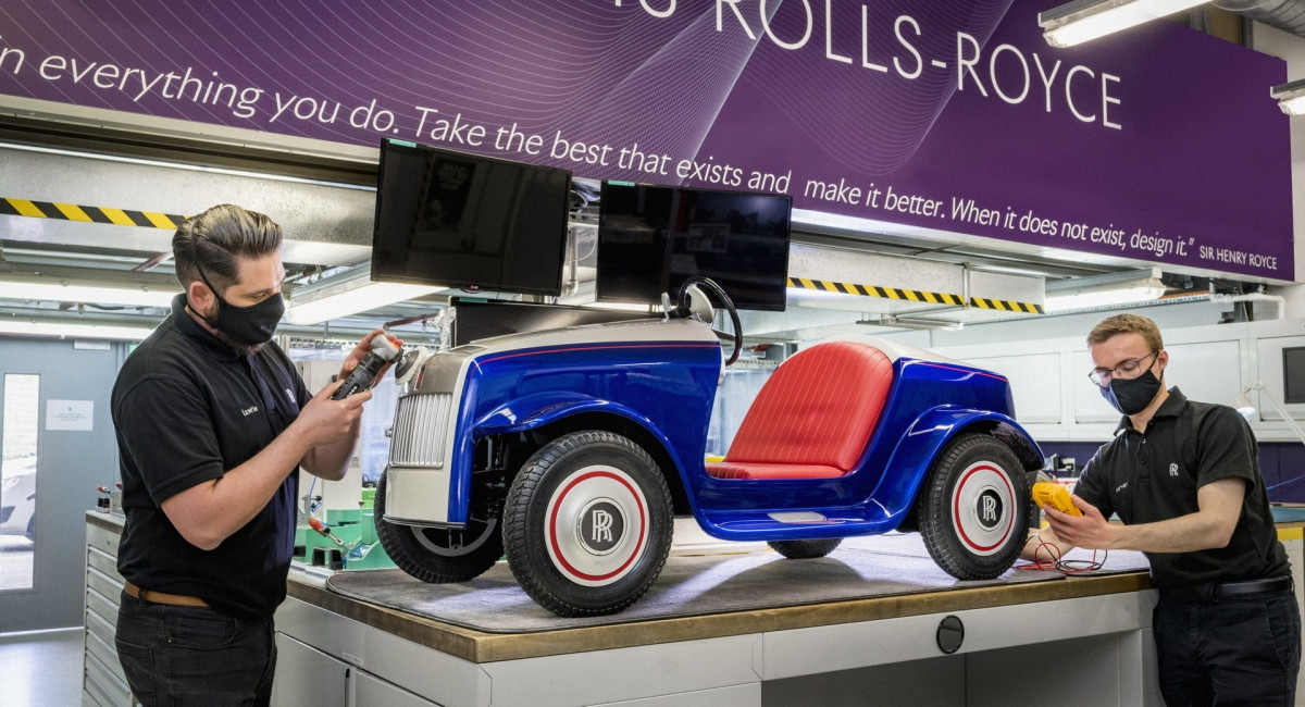 Khám phá mẫu xe đồ chơi độc đáo của Rolls-Royce-4