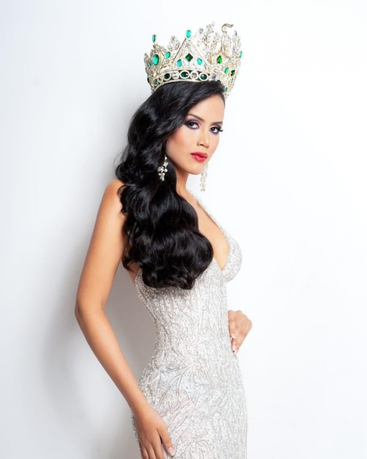 Nét đẹp Latin quyến rũ của nữ sinh báo chí được bổ nhiệm Hoa hậu Hoà bình Guatemala 2021-5