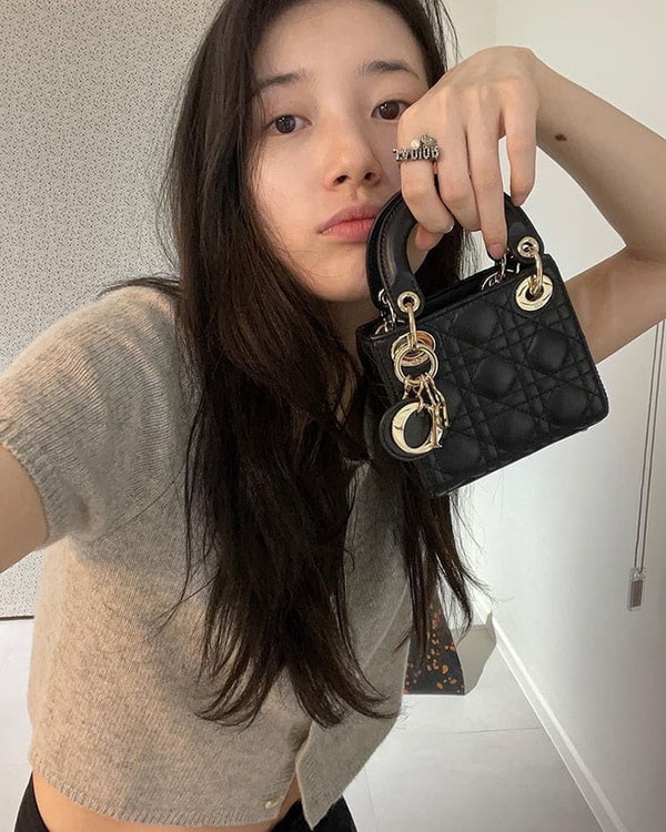 Bae Suzy và dàn mỹ nhân Hàn 'phát cuồng' túi micro bag