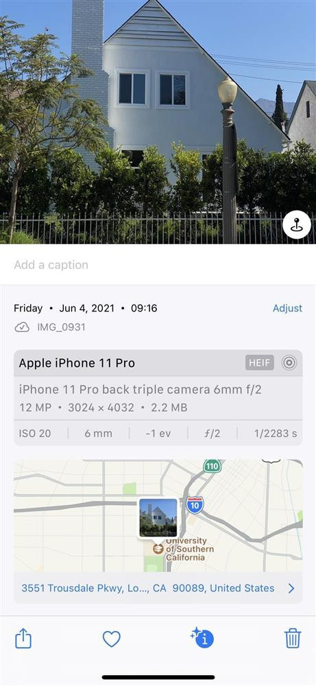 Cách thay đổi vị trí và ngày/giờ của hình ảnh trên iOS 15-9