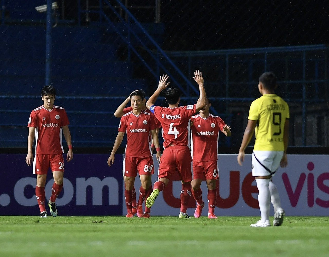 Đè bẹp Kaya FC, CLB Viettel lên ngôi nhì bảng AFC Champions League  - 1