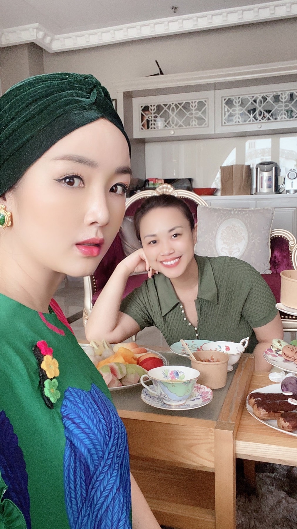 1.jpg Hoa hậu Giáng My tuổi 50 trẻ đẹp ngỡ ngàng