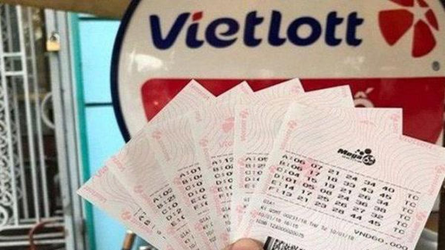 Vé Vietlott bán ở Hà Nội trúng độc đắc 53,5 tỉ đồng - 1