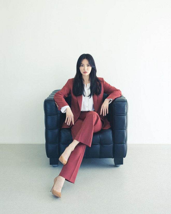 Song Hye Kyo tung ảnh thời trang mới, nhìn cứ ngỡ cao đến 1m70 - 6
