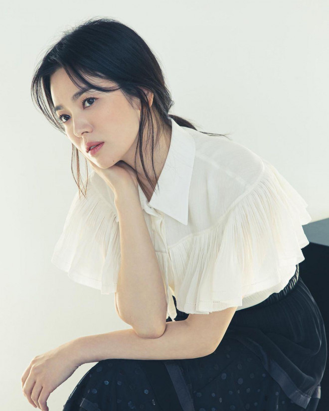 Song Hye Kyo tung ảnh thời trang mới, nhìn cứ ngỡ cao đến 1m70 - 7