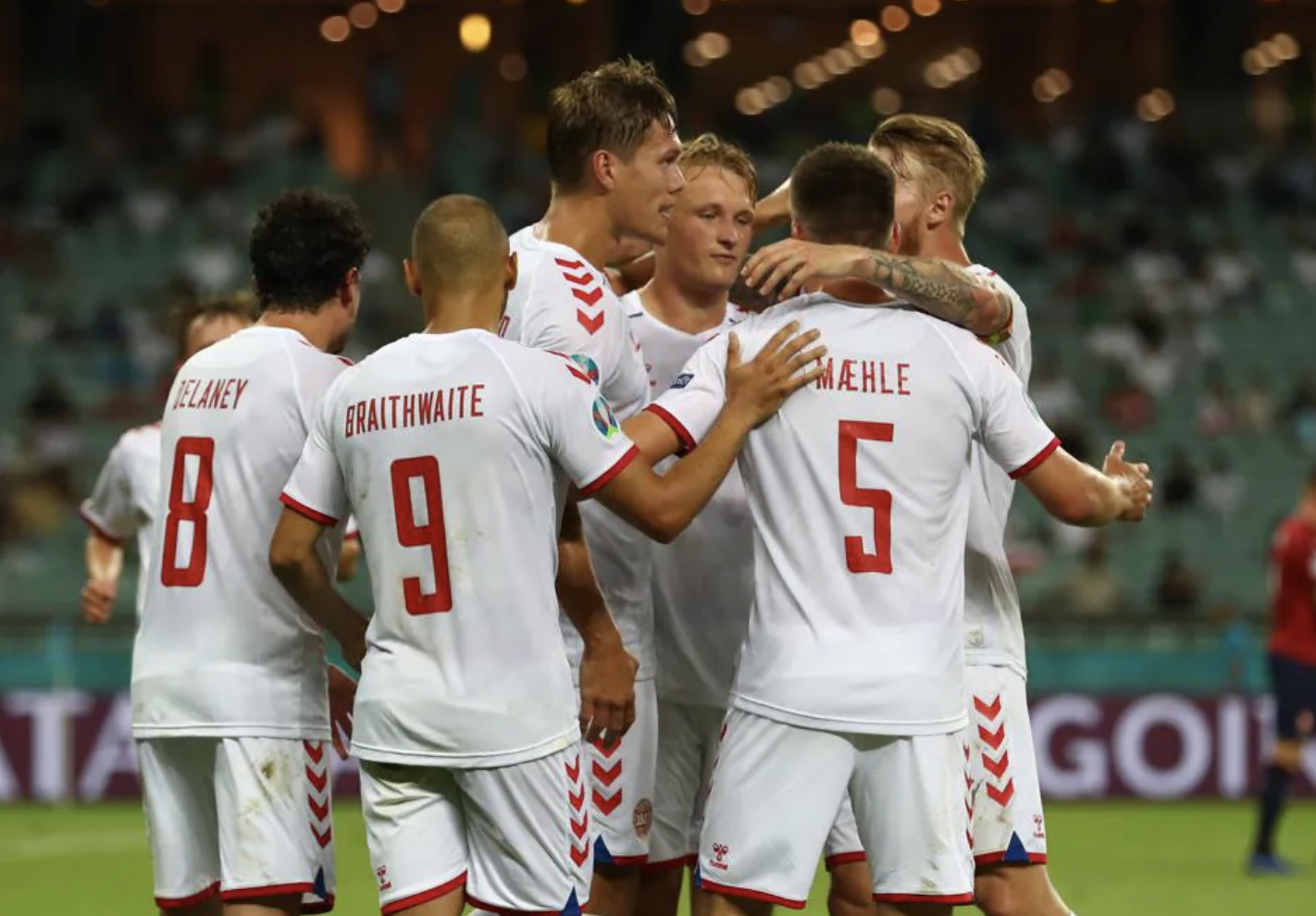 Đan Mạch viết tiếp cổ tích, vào bán kết EURO 2020 - 2