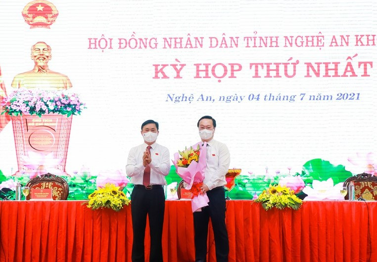 Ông Nguyễn Đức Trung tái đắc cử Chủ tịch UBND tỉnh Nghệ An  - 1