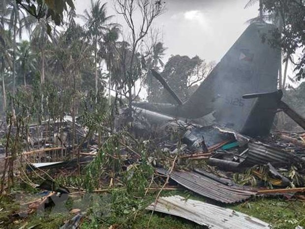 Vu may bay roi o Philippines: Bo Quoc phong chi thi mo cuoc dieu tra hinh anh 1