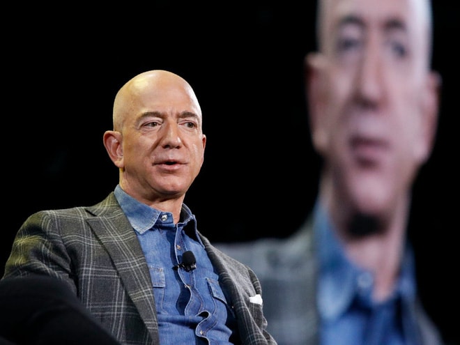 Jeff Bezos nghỉ hưu với khối tài sản 203 tỷ USD, gấp 762.012 lần tài sản trung bình của một công dân Mỹ về hưu - Ảnh 2. Jeff Bezos nghỉ hưu với khối tài sản 203 tỷ USD, gấp 762.012 lần tài sản trung bình của một công dân Mỹ về hưu - Ảnh 2.