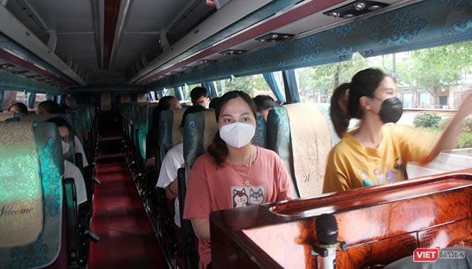 300 sinh viên Hải Dương giữa tâm dịch COVID-19: Vào TP.HCM không phải để buồn ảnh 2