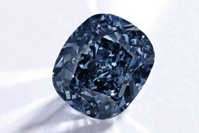 7 viên kim cương đắt nhất từng được bán đấu giá - 4